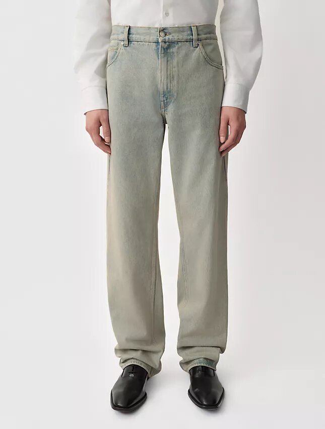 02 Rahat Düz Paça Jean 02 Rahat Düz Paça Jean