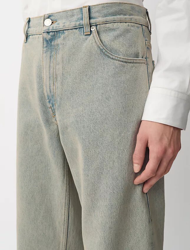 02 Rahat Düz Paça Jean 02 Rahat Düz Paça Jean