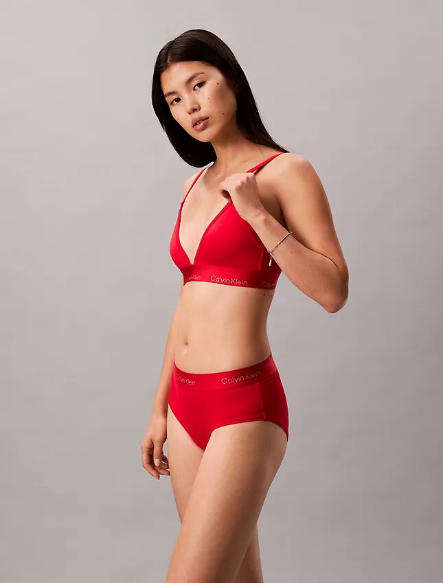 Ay Yeni Yılı Hafif Astarlı Üçgen Bralette Ay Yeni Yılı Hafif Astarlı Üçgen Bralette