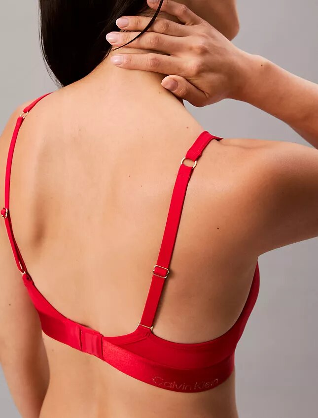 Ay Yeni Yılı Hafif Astarlı Üçgen Bralette Ay Yeni Yılı Hafif Astarlı Üçgen Bralette