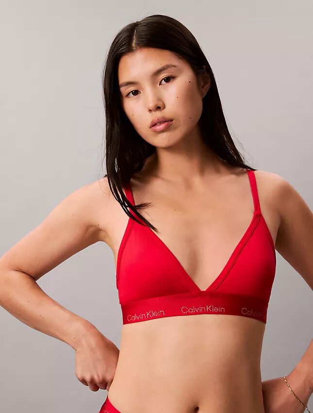 Ay Yeni Yılı Hafif Astarlı Üçgen Bralette Ay Yeni Yılı Hafif Astarlı Üçgen Bralette
