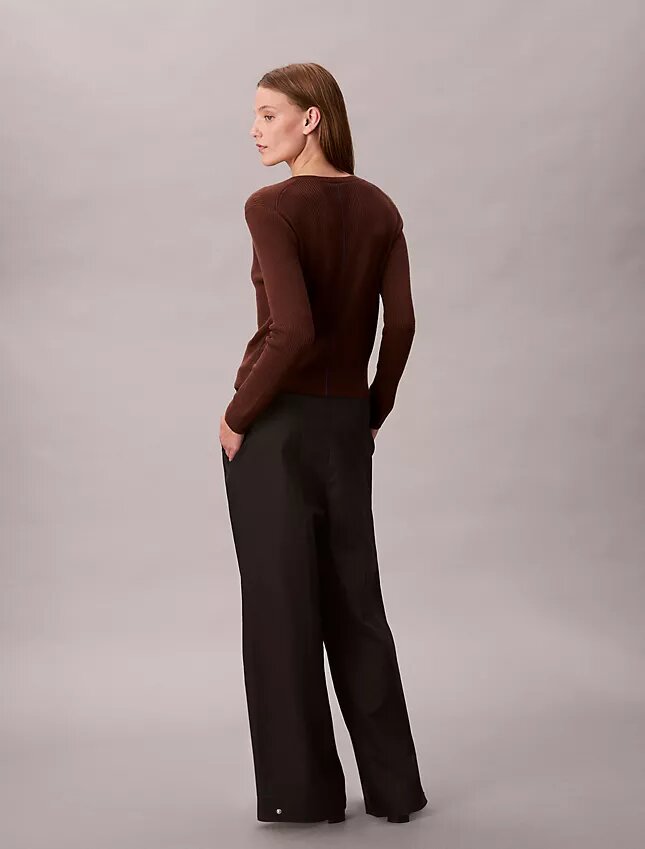 Ayarlanabilir Geniş Paça Chino Pantolonlar Ayarlanabilir Geniş Paça Chino Pantolonlar