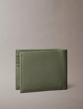 Bozuk Para Cüzdanı ile Çakıl Desenli Deri İkiye Katlanan Cüzdan