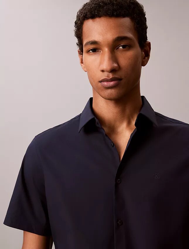 Cotton Stretch Dar Kesim Düğmeli Gömlek Cotton Stretch Dar Kesim Düğmeli Gömlek