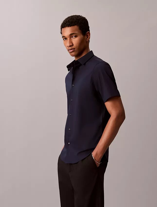 Cotton Stretch Dar Kesim Düğmeli Gömlek Cotton Stretch Dar Kesim Düğmeli Gömlek