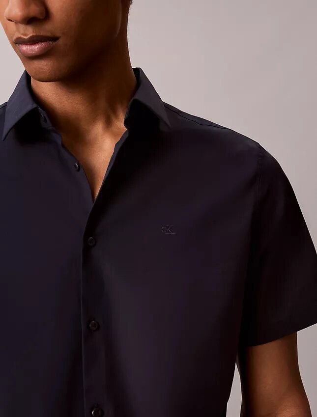 Cotton Stretch Dar Kesim Düğmeli Gömlek Cotton Stretch Dar Kesim Düğmeli Gömlek