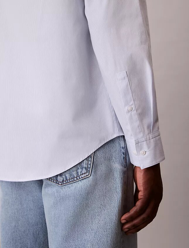 Cotton Stretch Çizgili Klasik Düğmeli Gömlek Cotton Stretch Çizgili Klasik Düğmeli Gömlek
