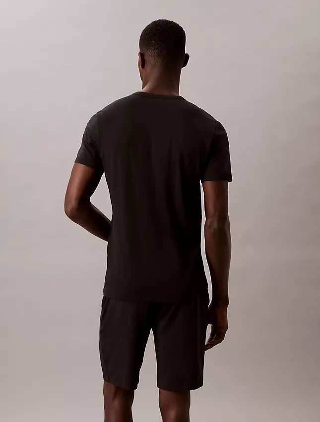 Cotton Stretch Karışımı 3’lü Paket Slim Fit V Yaka Tişört Cotton Stretch Karışımı 3’lü Paket Slim Fit V Yaka Tişört