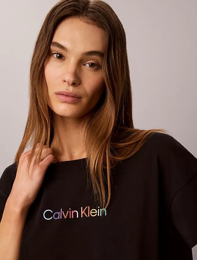Cotton Stretch Lounge Pride Boxy Crop Tişört Cotton Stretch Lounge Pride Boxy Crop Tişört