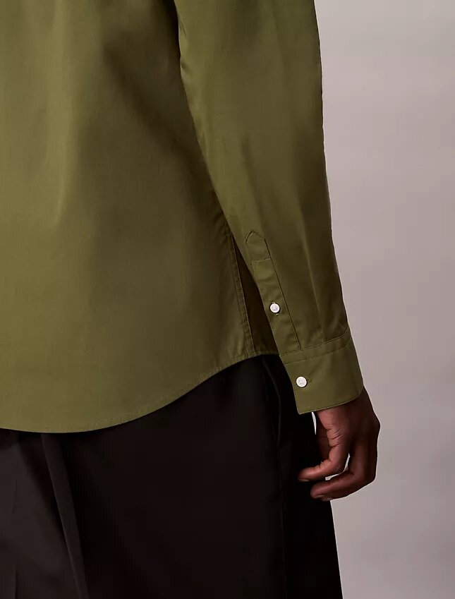 Cotton Stretch Poplin Dar Kesim Düğmeli Gömlek Cotton Stretch Poplin Dar Kesim Düğmeli Gömlek