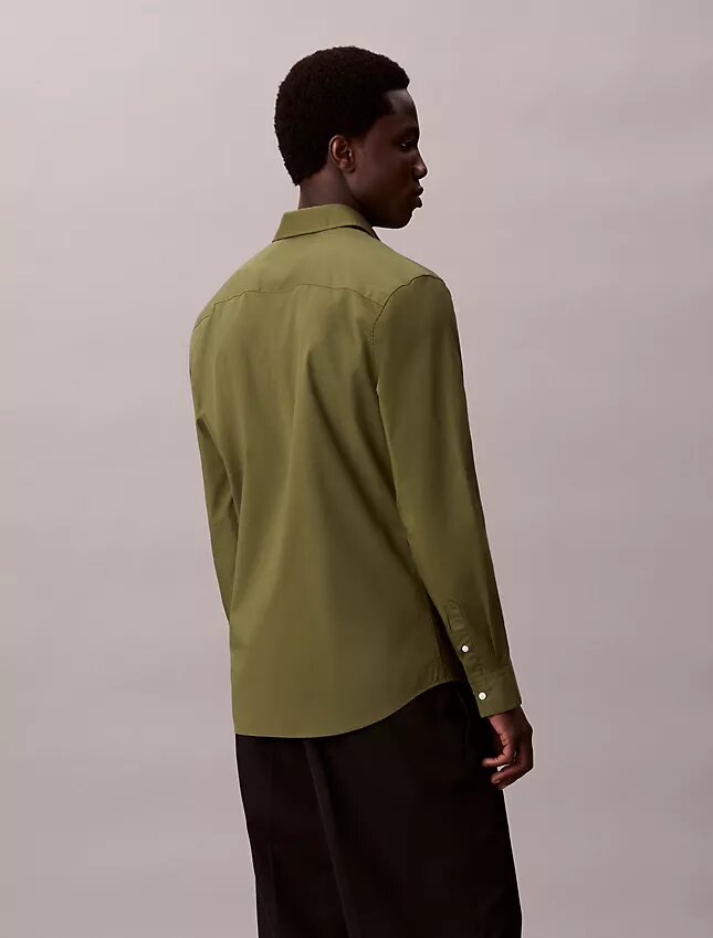 Cotton Stretch Poplin Dar Kesim Düğmeli Gömlek Cotton Stretch Poplin Dar Kesim Düğmeli Gömlek