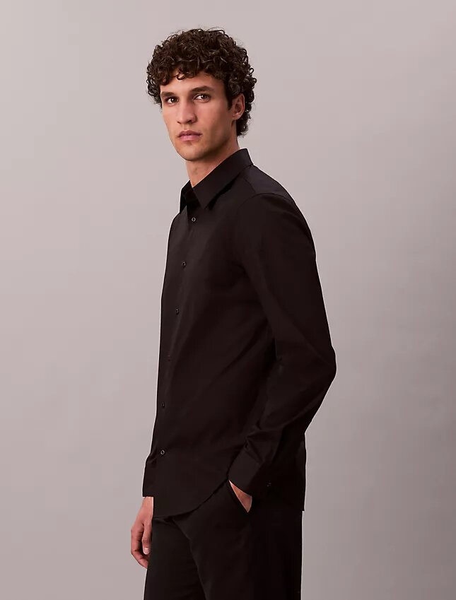 Dar Kesim Streç Düğmeli Gömlek Dar Kesim Streç Düğmeli Gömlek