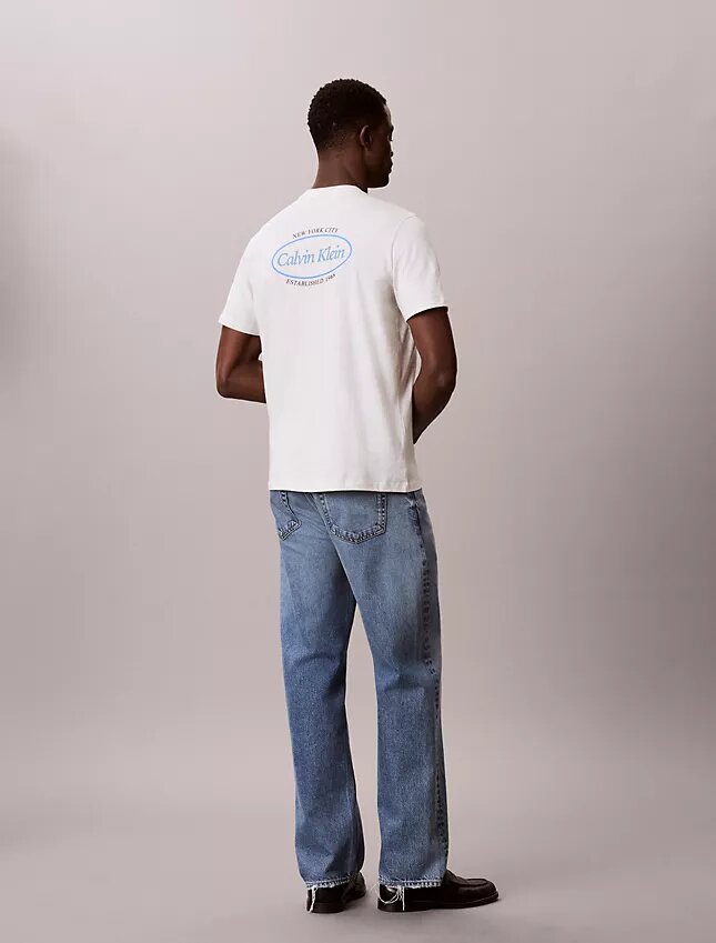 Diner Calvin Klein Grafik Logo Tişört Diner Calvin Klein Grafik Logo Tişört
