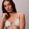 Düz Üçgen Bikini Üstü Düz Üçgen Bikini Üstü