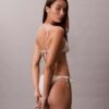 Düz Üçgen Bikini Üstü Düz Üçgen Bikini Üstü