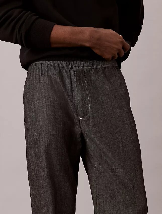 Düz Kesim Chambray Çekip Giyilen Pantolon Düz Kesim Chambray Çekip Giyilen Pantolon