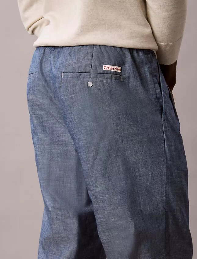 Düz Kesim Chambray Çekip Giyilen Pantolon Düz Kesim Chambray Çekip Giyilen Pantolon