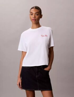 El yazısı Calvin Klein Grafikli Boxy Tişört