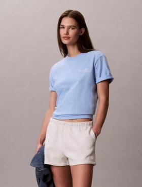 El yazısı Calvin Klein Grafikli Boxy Tişört