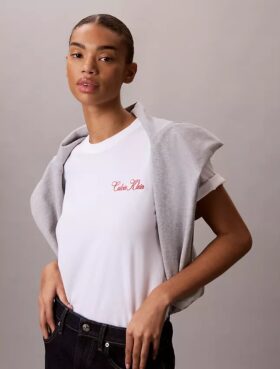 El yazısı Calvin Klein Grafikli Boxy Tişört