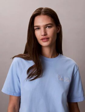 El yazısı Calvin Klein Grafikli Boxy Tişört
