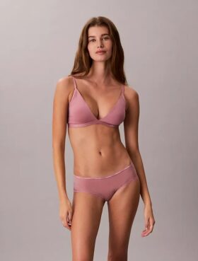 Form to Body Hafif Astarlı Üçgen Bralette Form to Body Hafif Astarlı Üçgen Bralette