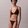 Form to Body Hafif Astarlı Üçgen Bralette Form to Body Hafif Astarlı Üçgen Bralette