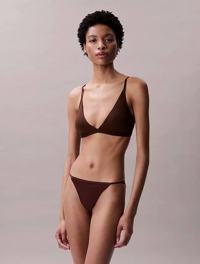 Form to Body Hafif Astarlı Üçgen Bralette Form to Body Hafif Astarlı Üçgen Bralette