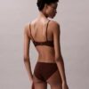 Form to Body Hafif Astarlı Üçgen Bralette Form to Body Hafif Astarlı Üçgen Bralette