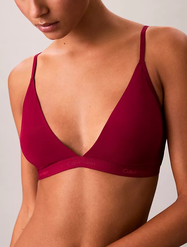 Form to Body Hafif Astarlı Üçgen Bralette Form to Body Hafif Astarlı Üçgen Bralette