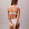 Form to Body Hafif Astarlı Üçgen Bralette Form to Body Hafif Astarlı Üçgen Bralette