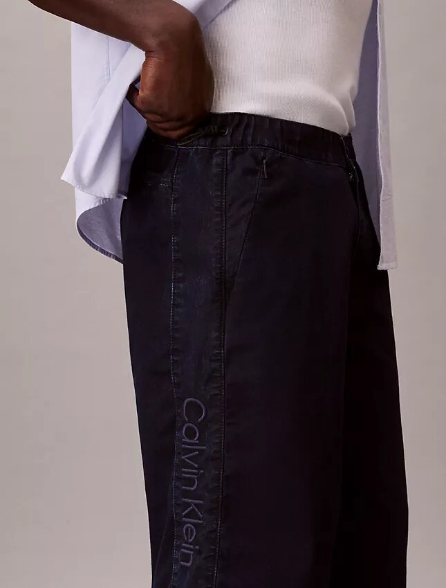 Hafif İndigo Denim Uzun Şort Hafif İndigo Denim Uzun Şort