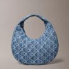 Her Yüzünde Amblem Logolu Denim Hobo Çanta