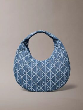 Her Yüzünde Amblem Logolu Denim Hobo Çanta