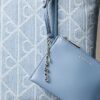 Her Yüzünde Amblem Logosu Bulunan Küçük Denim Tote Çanta