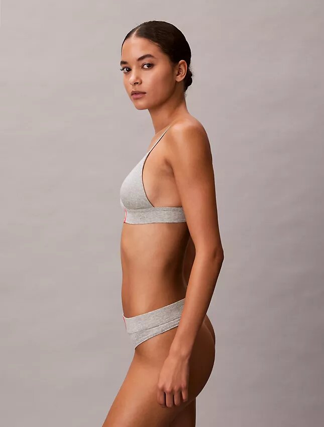 Heritage Classic Cotton Stretch Hafif Astarlı Üçgen Bralette Heritage Classic Cotton Stretch Hafif Astarlı Üçgen Bralette