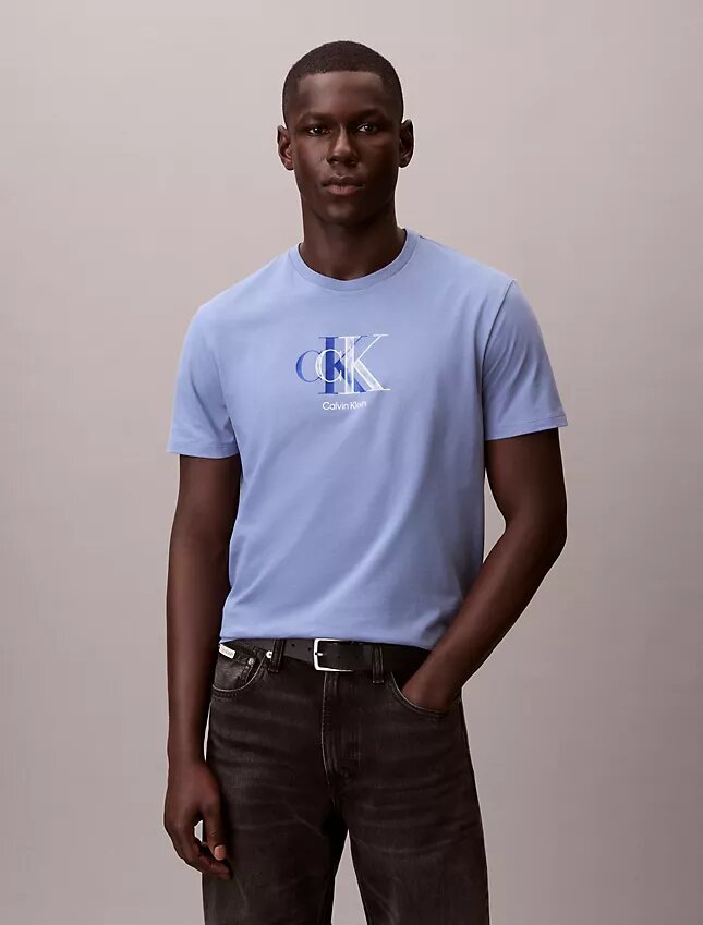 Çift Monogram Grafikli Klasik Tişört Çift Monogram Grafikli Klasik Tişört