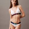 Intense Power Pride Hafif Astarlı Üçgen Bralette