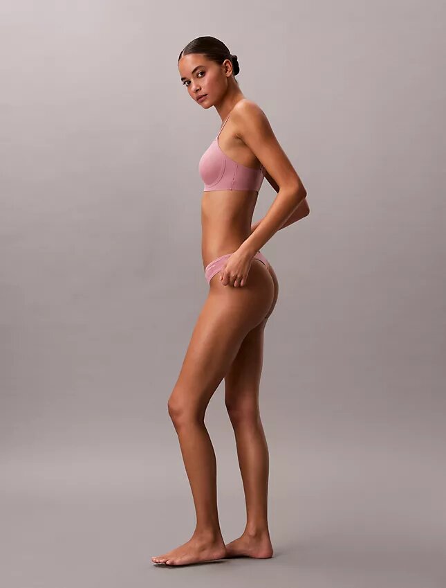 Invisibles Jel Tel Hafif Astarlı Bralette Invisibles Jel Tel Hafif Astarlı Bralette