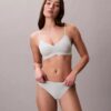 Invisibles Jel Tel Hafif Astarlı Bralette Invisibles Jel Tel Hafif Astarlı Bralette