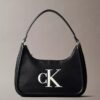 Kabartmalı Monogram Omuz Çantası Kabartmalı Monogram Omuz Çantası