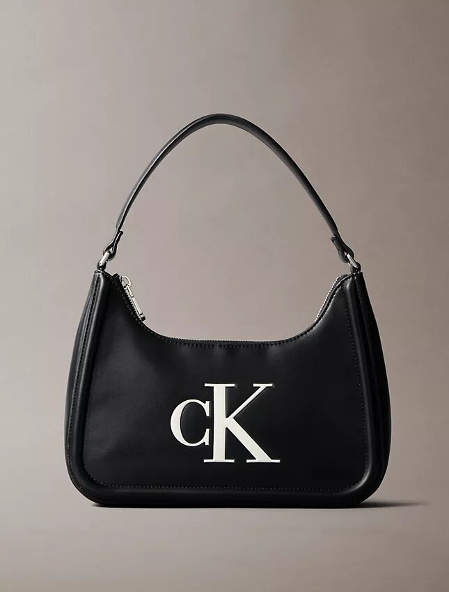 Kabartmalı Monogram Omuz Çantası Kabartmalı Monogram Omuz Çantası