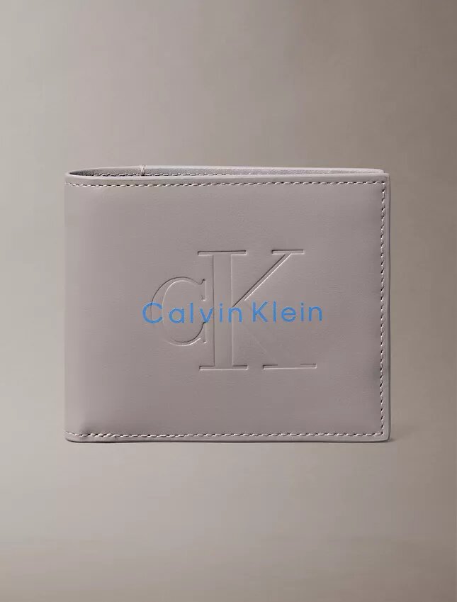 Kabartmalı Monologo İkiye Katlanan Cüzdan Kabartmalı Monologo İkiye Katlanan Cüzdan