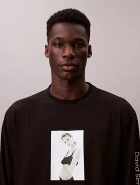 Kate Moss Grafik Desenli Bol Kesim Uzun Kollu Tişört