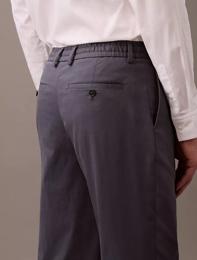 Katlanabilir Teknolojik Dar Paça Pantolon Katlanabilir Teknolojik Dar Paça Pantolon