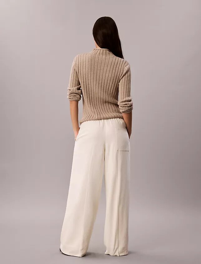 Keten Karışımlı İpli Geniş Paça Pantolon Keten Karışımlı İpli Geniş Paça Pantolon
