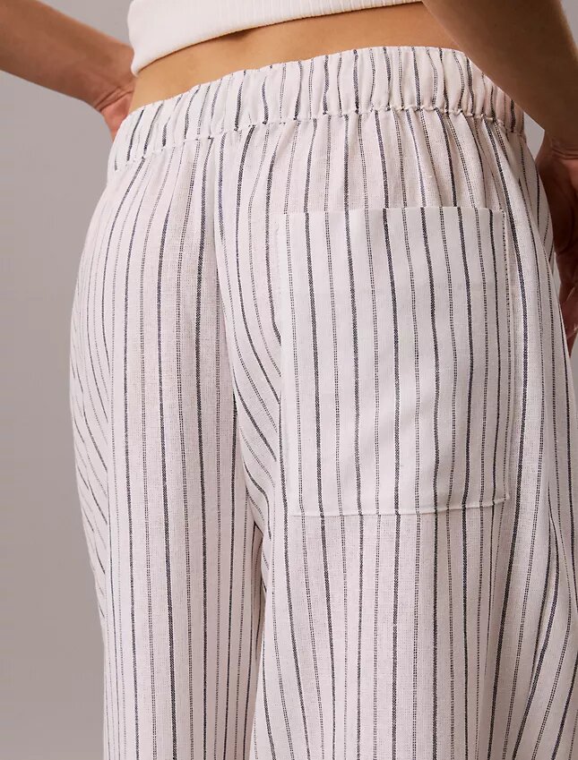 Keten Pamuklu Çekip Giyilen Pantolonlar Keten Pamuklu Çekip Giyilen Pantolonlar