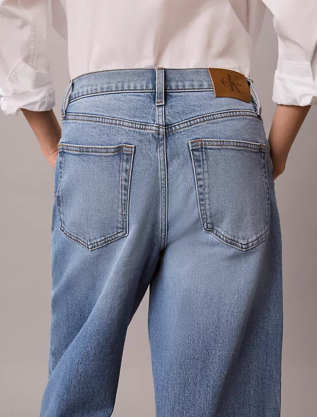 Kısa Kesim Geniş Paça Jean Kısa Kesim Geniş Paça Jean
