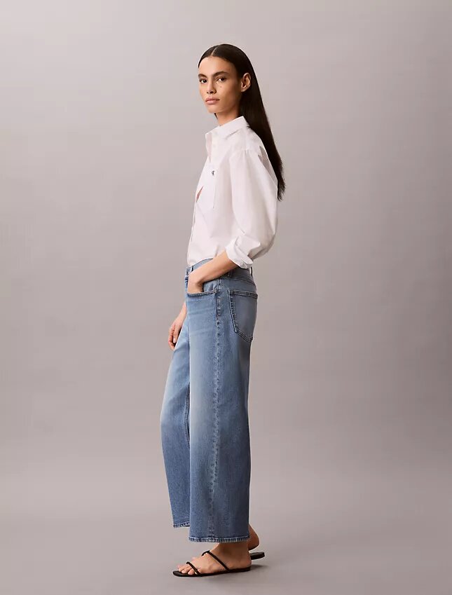 Kısa Kesim Geniş Paça Jean Kısa Kesim Geniş Paça Jean