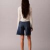 Kıvrımlı Etek Ucu A-Line Denim Şort Kıvrımlı Etek Ucu A-Line Denim Şort